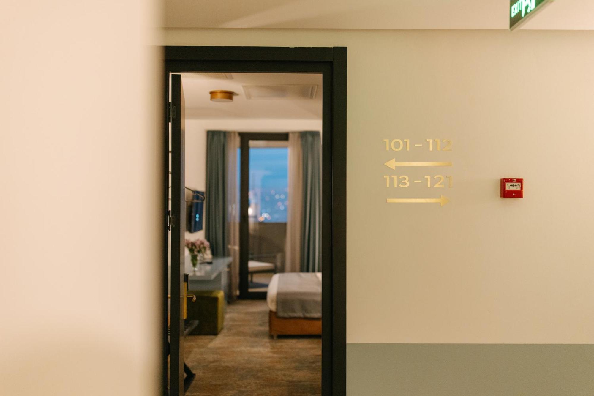 Castor & Pollux Hotel Tbilisi Ngoại thất bức ảnh