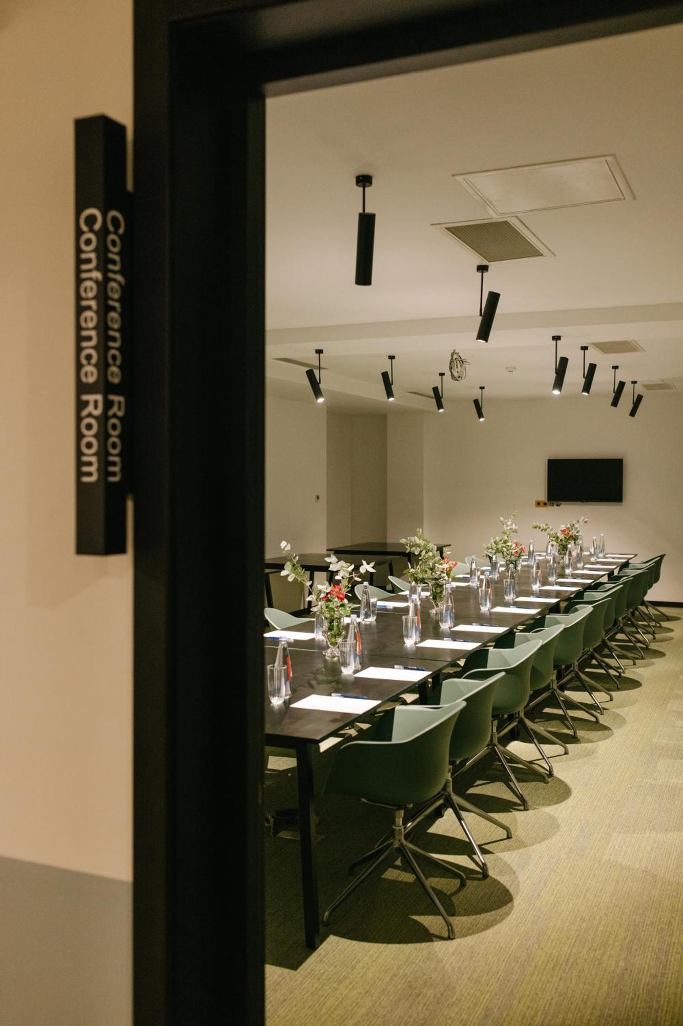 Castor & Pollux Hotel Tbilisi Ngoại thất bức ảnh