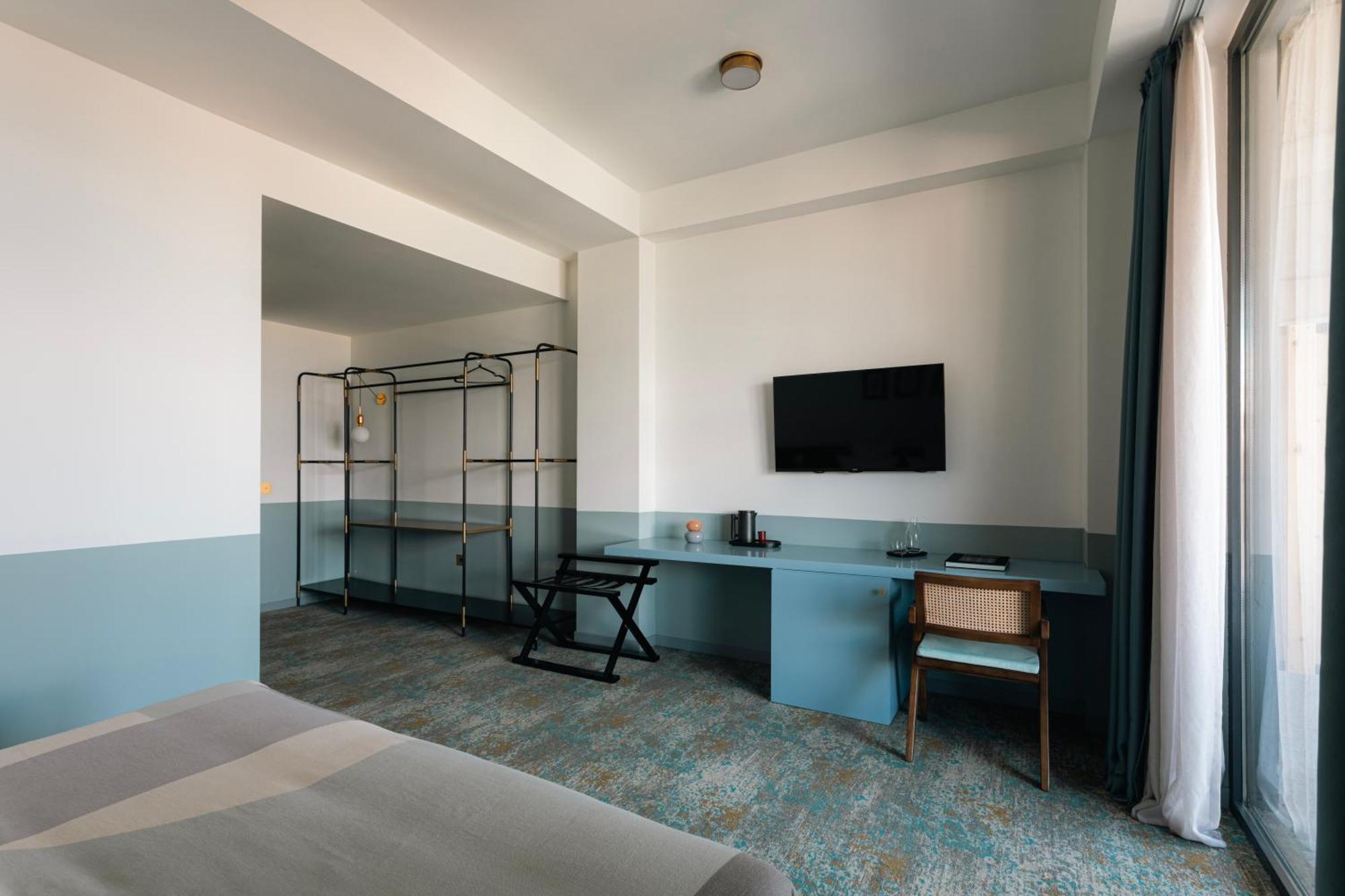 Castor & Pollux Hotel Tbilisi Ngoại thất bức ảnh