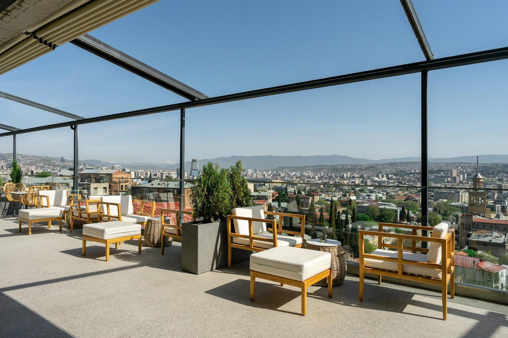 Castor & Pollux Hotel Tbilisi Ngoại thất bức ảnh