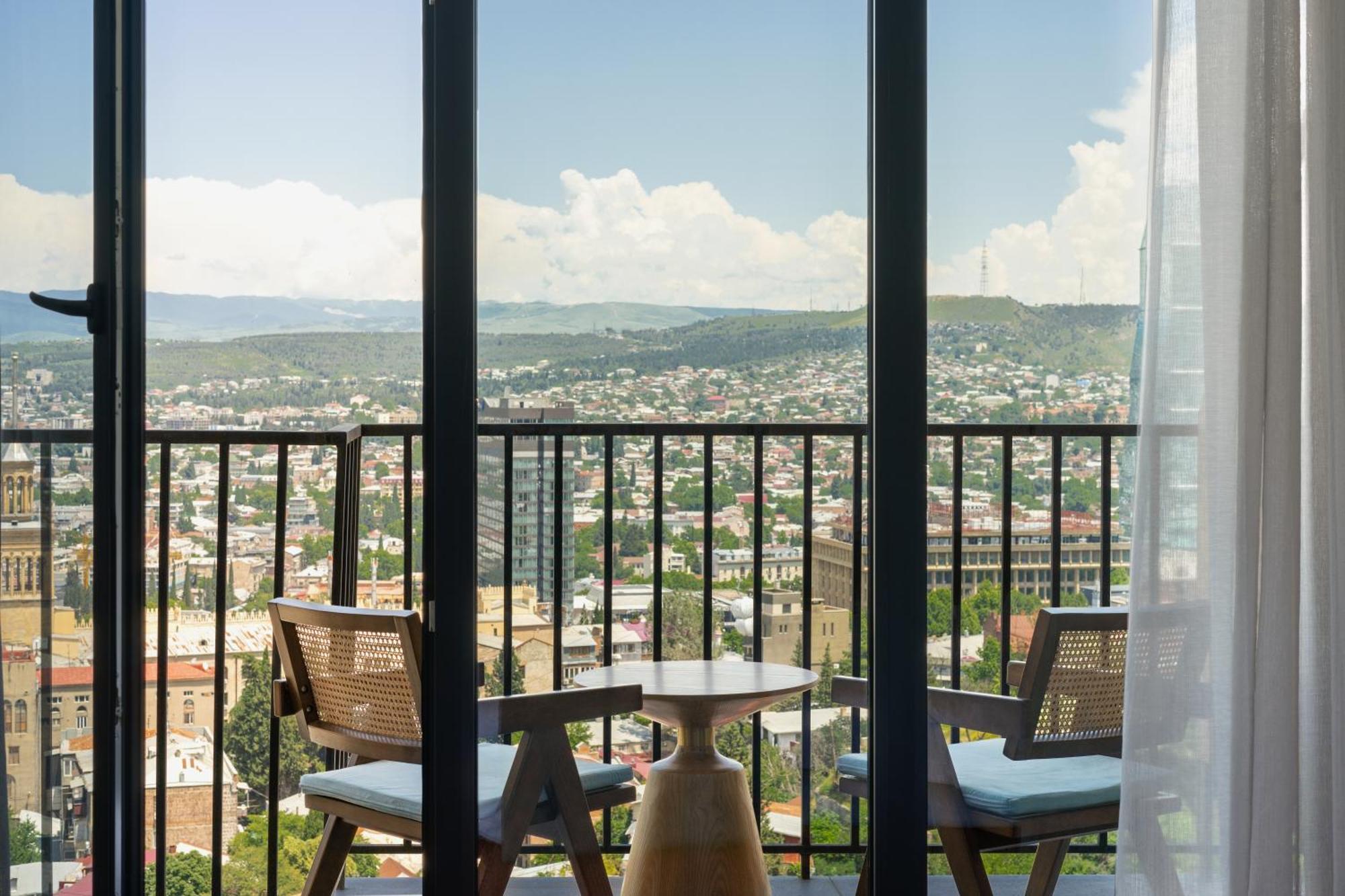 Castor & Pollux Hotel Tbilisi Ngoại thất bức ảnh